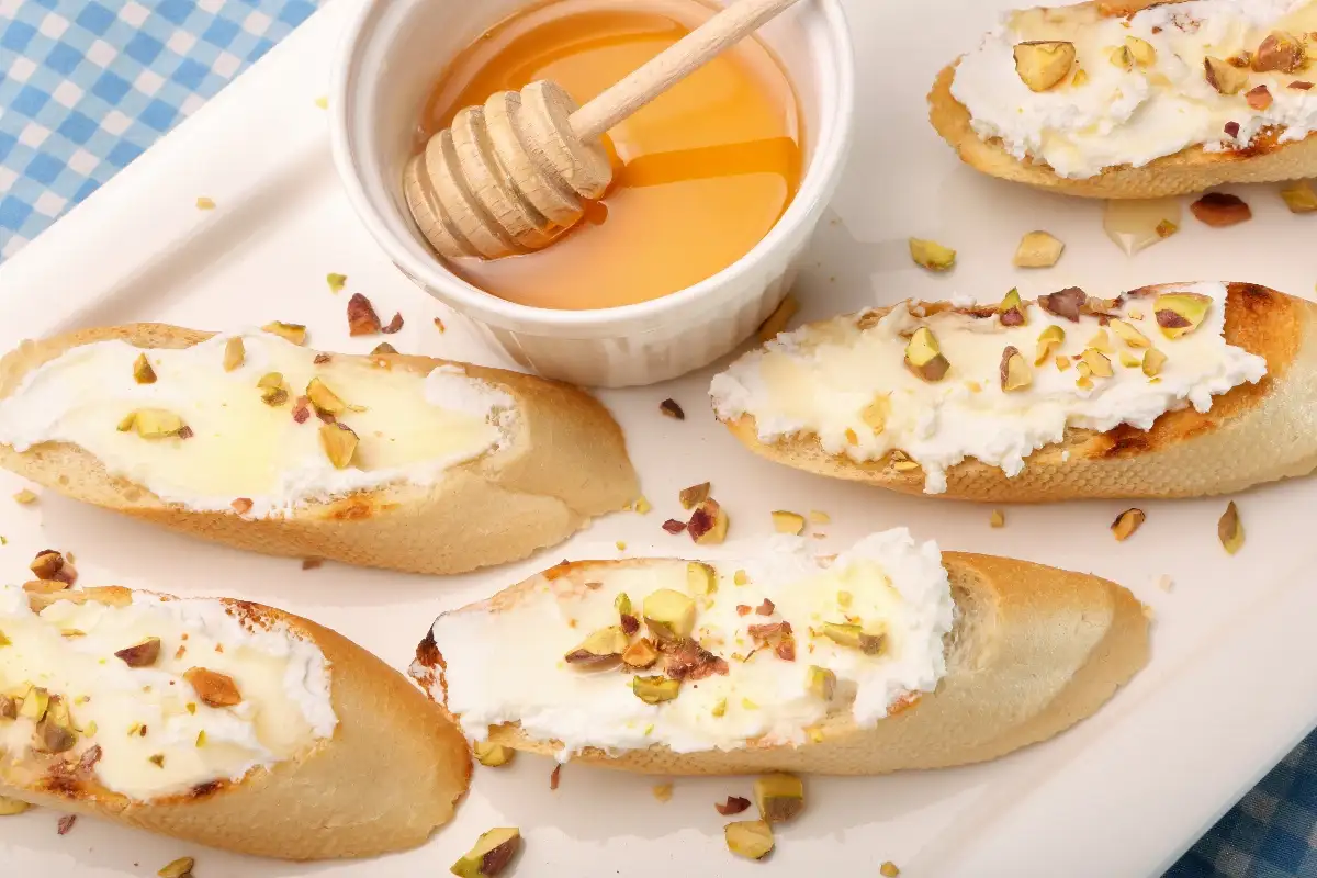 Bruschettas chèvre miel